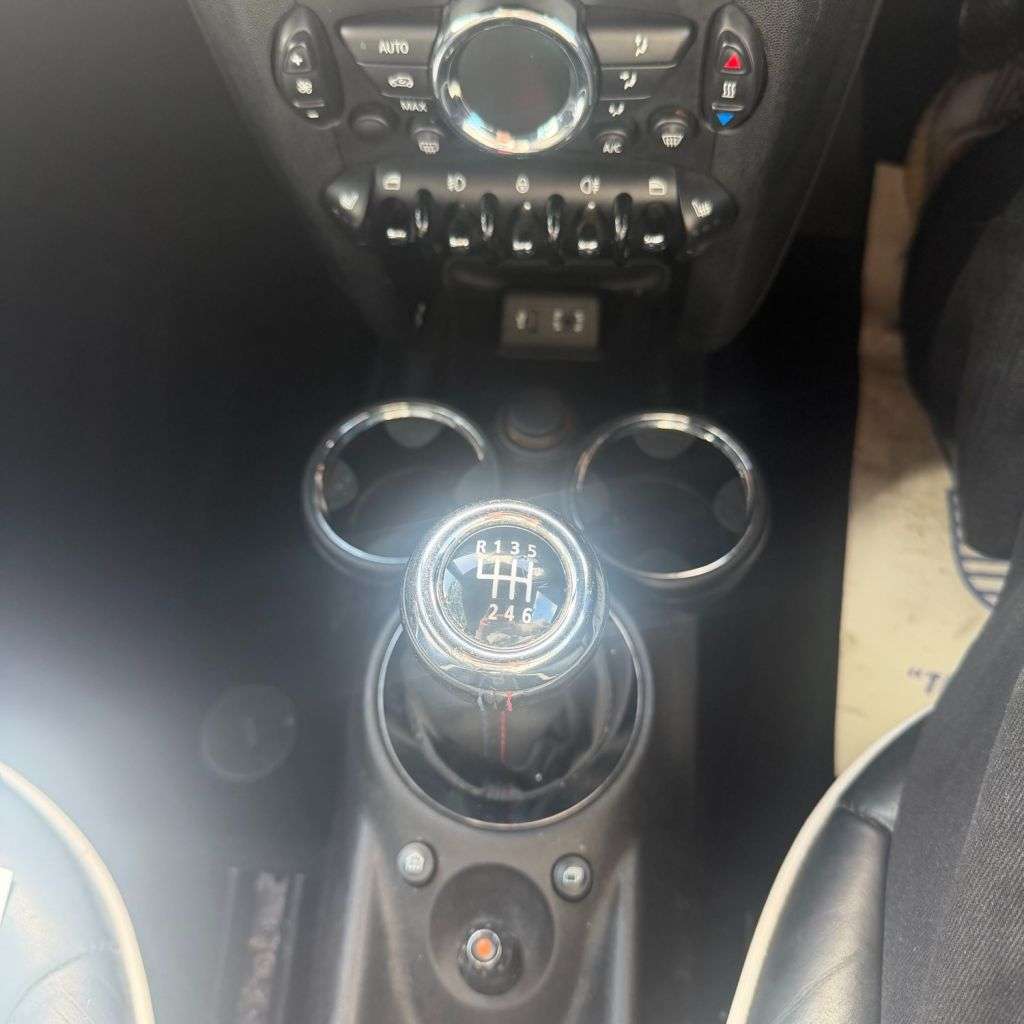 2012 MINI HATCH 2012 MINI HATCH