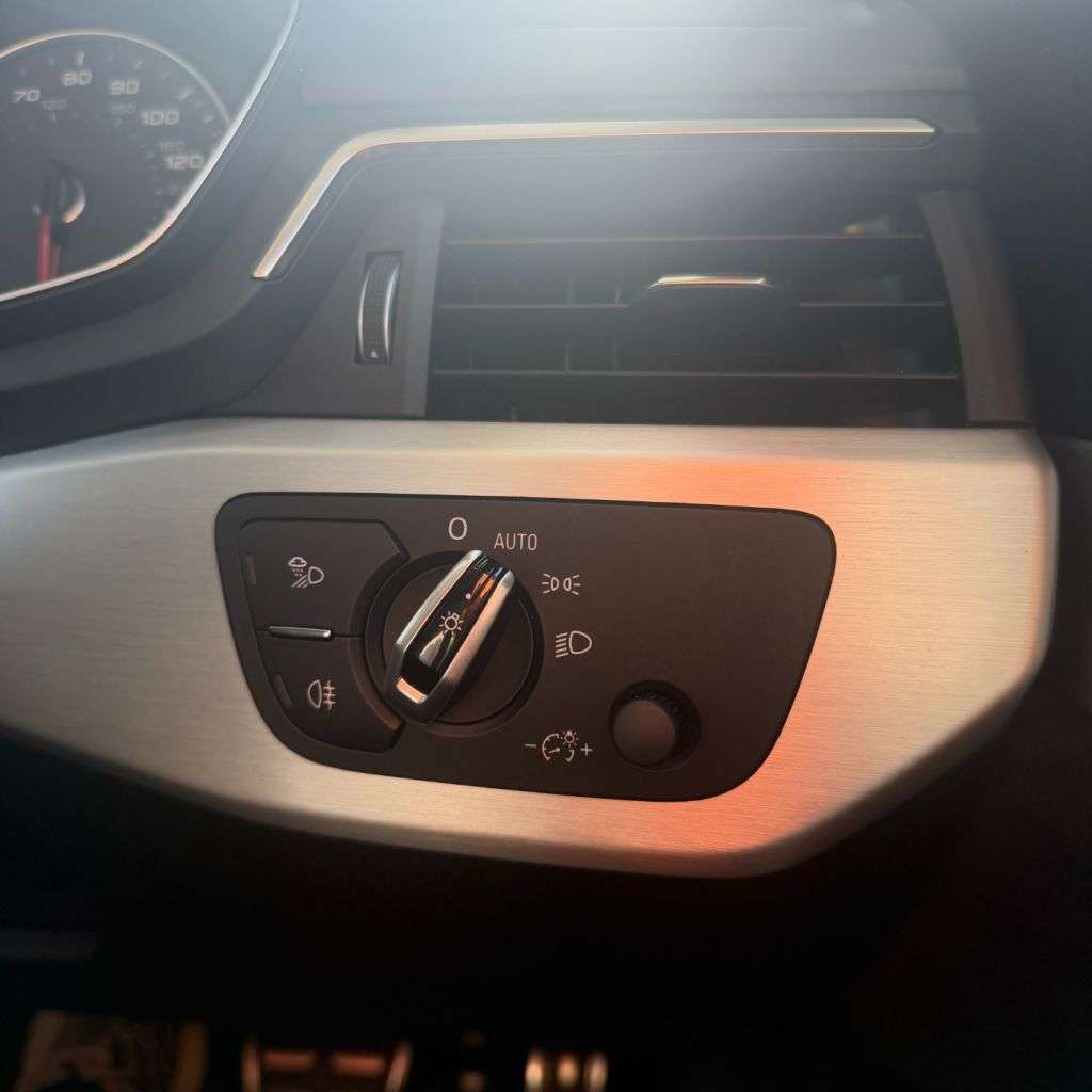 2016 AUDI A4 AVANT 2016 AUDI A4 AVANT