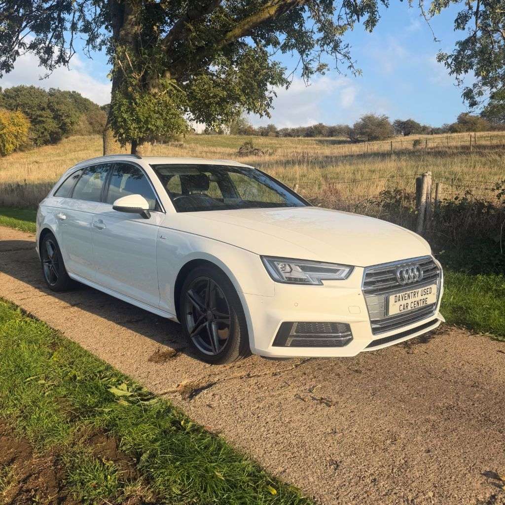 A 2016 AUDI A4 AVANT 3.0 TDI V6 S line Estate 5dr Diesel Tiptronic quattro Euro 6 (s/s) (272 ps) A 2016 AUDI A4 AVANT 3.0 TDI V6 S line Estate 5dr Diesel Tiptronic quattro Euro 6 (s/s) (272 ps)