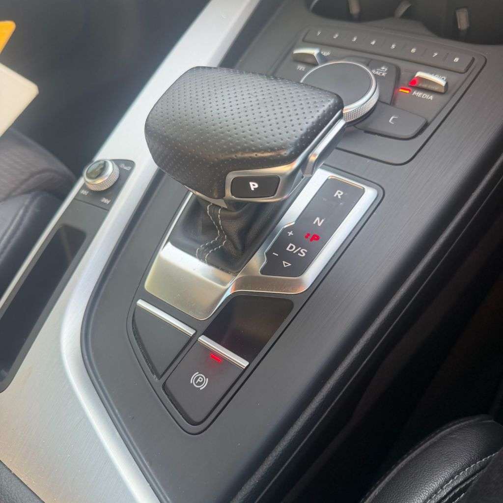 2016 AUDI A4 AVANT 2016 AUDI A4 AVANT