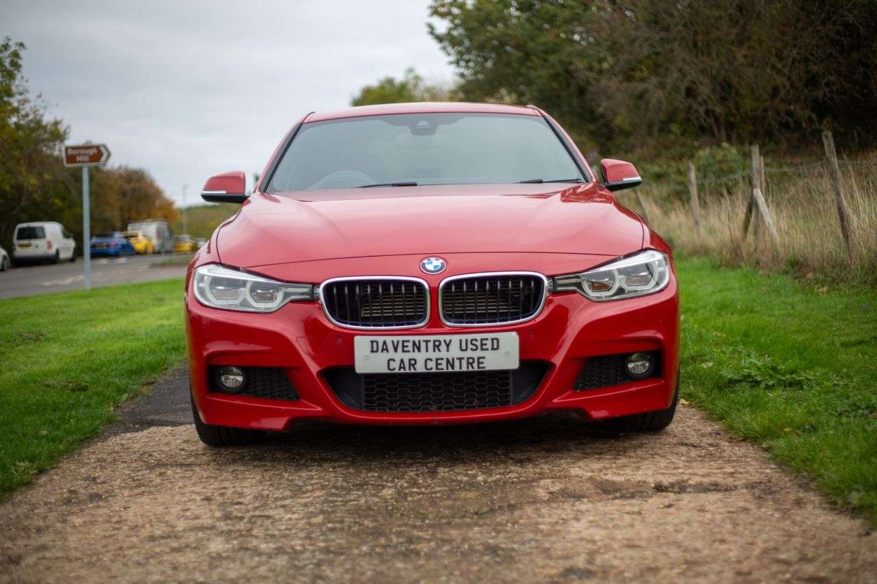 A 2016 BMW 3 SERIES 2.0 330e 7.6kWh M Sport Saloon 4dr Petrol Plug-in Hybrid Auto Euro 6 (s/s) A 2016 BMW 3 SERIES 2.0 330e 7.6kWh M Sport Saloon 4dr Petrol Plug-in Hybrid Auto Euro 6 (s/s)