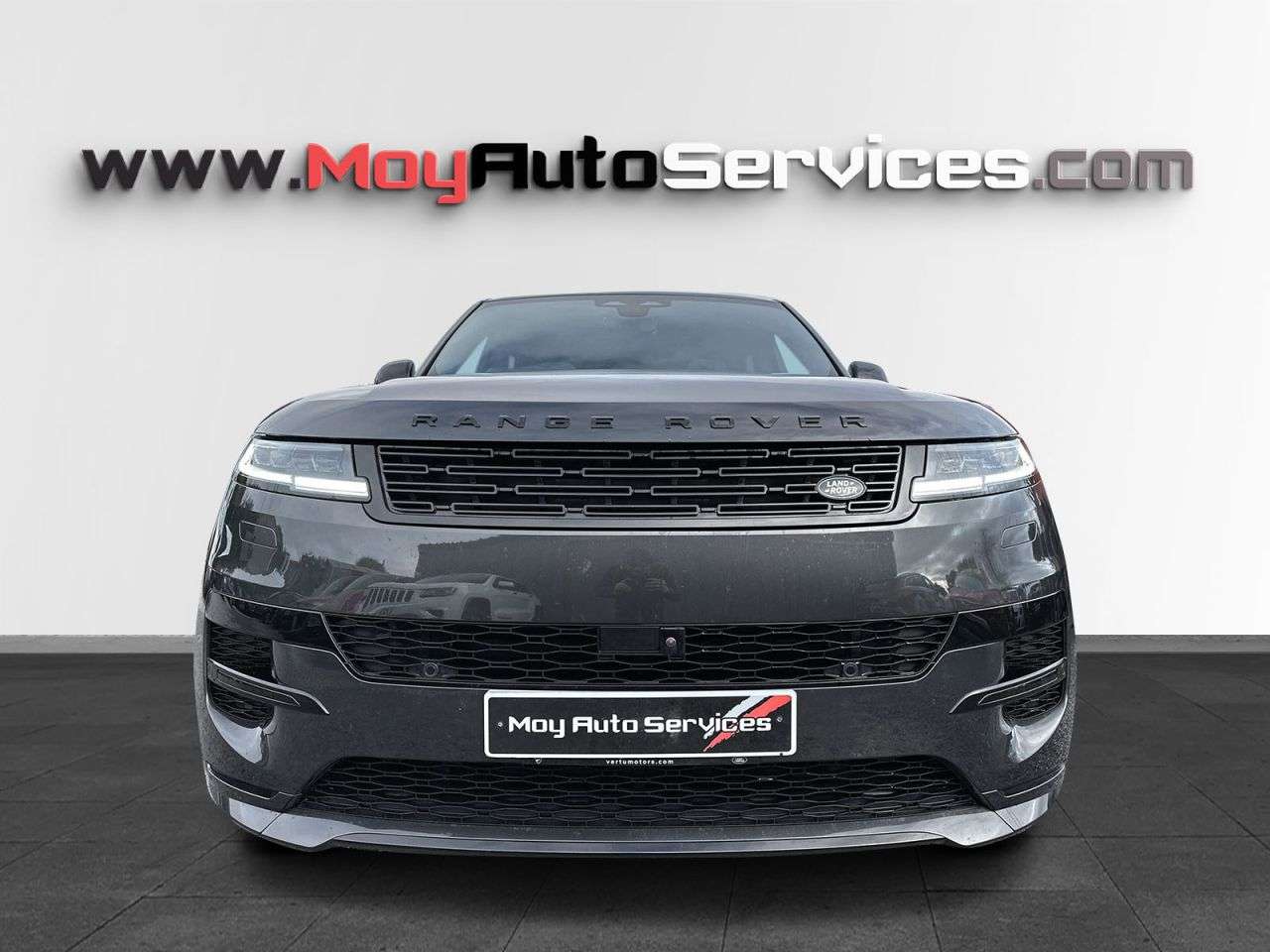 A 2023 LAND ROVER RANGE ROVER SPORT DYNAMIC SE A 2023 LAND ROVER RANGE ROVER SPORT DYNAMIC SE