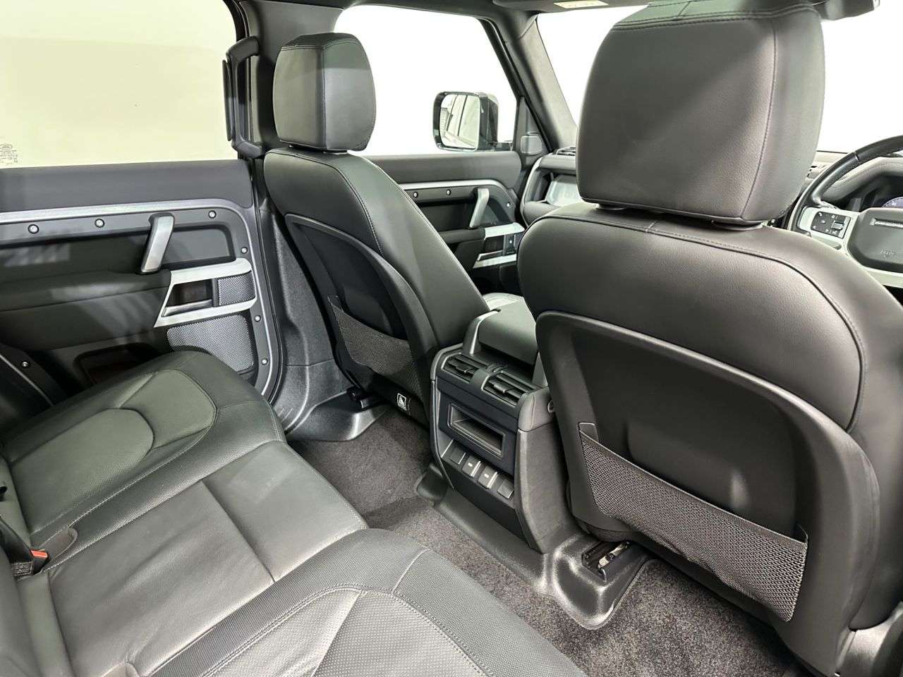 2023 LAND ROVER DEFENDER 2023 LAND ROVER DEFENDER