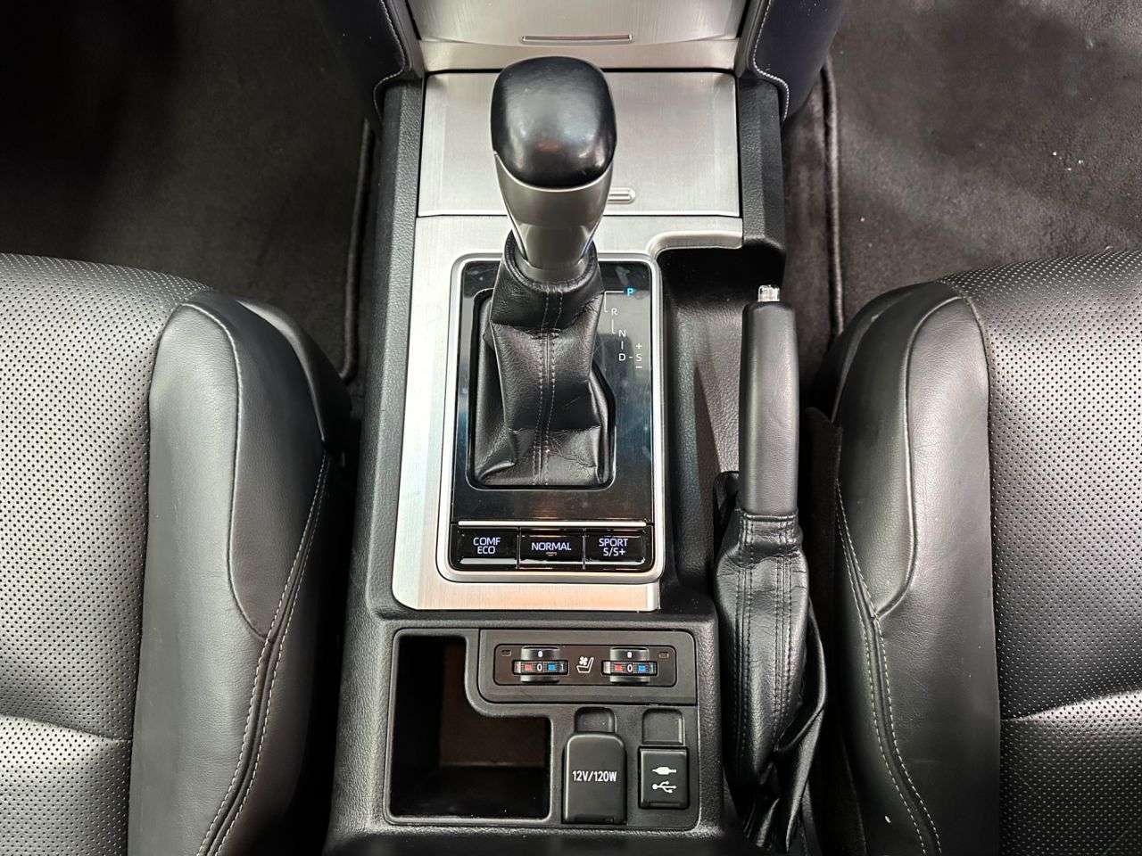 2018 TOYOTA LAND CRUISER 2018 TOYOTA LAND CRUISER