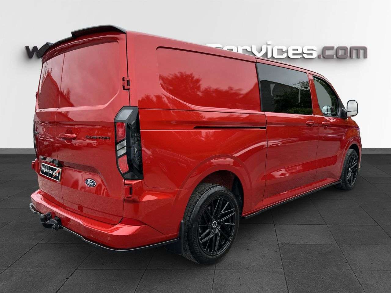 A 2024 FORD TRANSIT CUSTOM 2.0 300 EcoBlue Limited Crew Van Double Cab 5dr Diesel Auto L2 H1 Euro 6 (s A 2024 FORD TRANSIT CUSTOM 2.0 300 EcoBlue Limited Crew Van Double Cab 5dr Diesel Auto L2 H1 Euro 6 (s