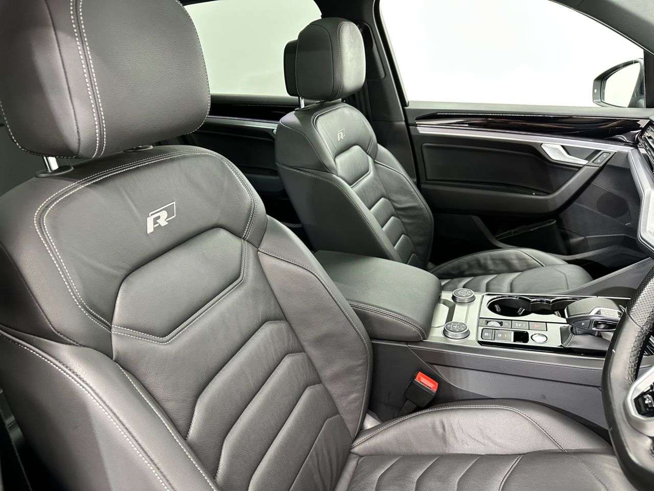 2021 VOLKSWAGEN TOUAREG 2021 VOLKSWAGEN TOUAREG