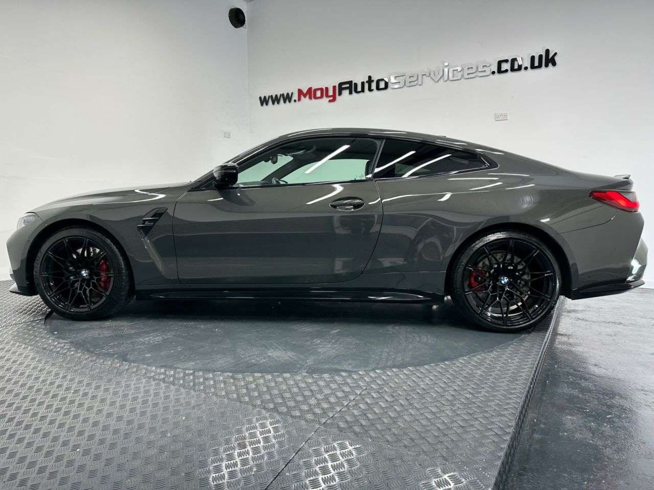 2022 BMW M4 2022 BMW M4