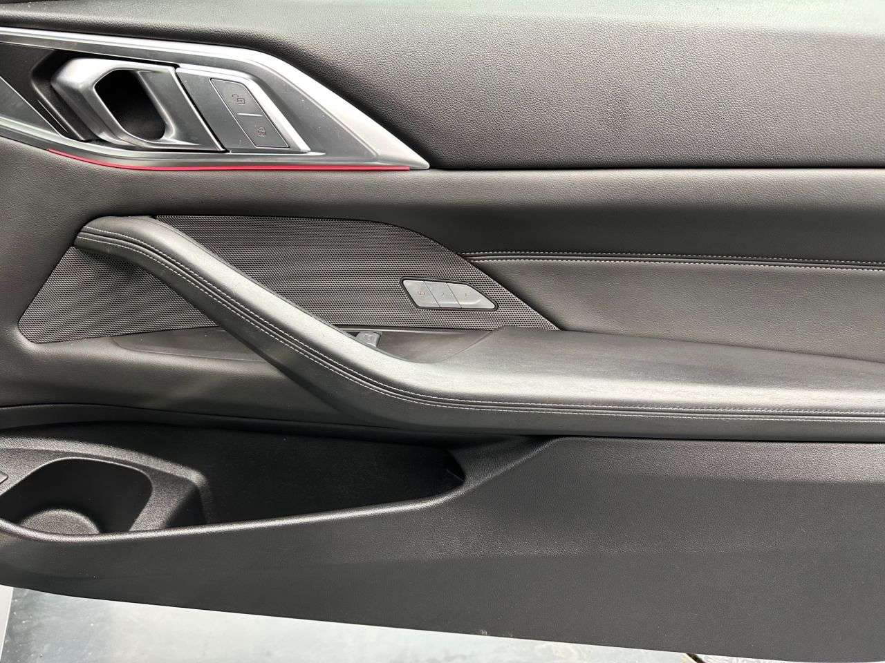 2022 BMW M4 2022 BMW M4