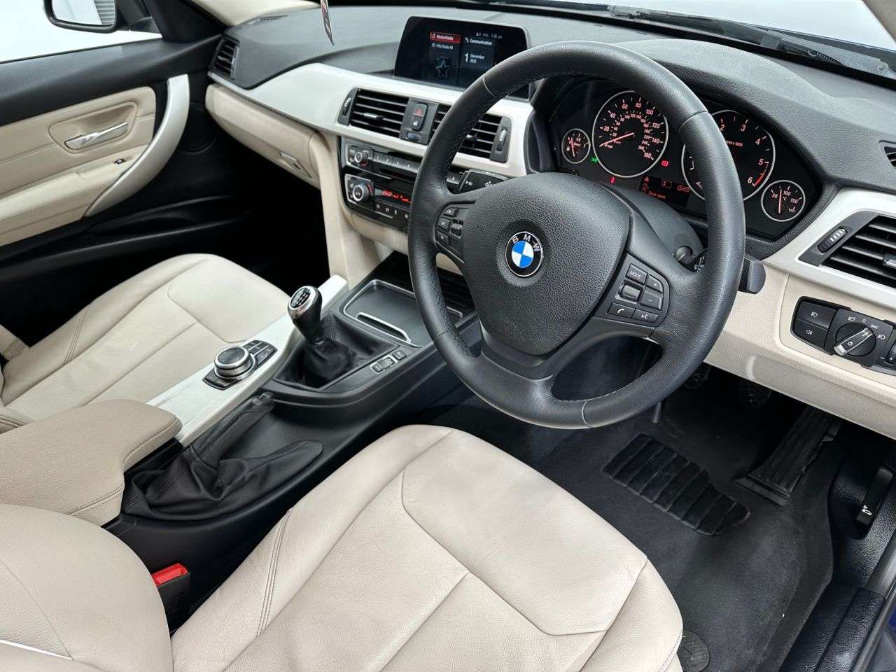 2018 BMW 3 SERIES 2018 BMW 3 SERIES