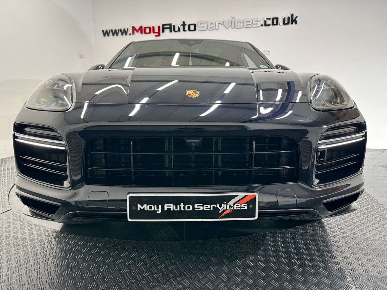 A 2020 PORSCHE CAYENNE 4.0T V8 Turbo Coupe 5dr Petrol TiptronicS 4WD Euro 6 (s/s) (550 ps) A 2020 PORSCHE CAYENNE 4.0T V8 Turbo Coupe 5dr Petrol TiptronicS 4WD Euro 6 (s/s) (550 ps)
