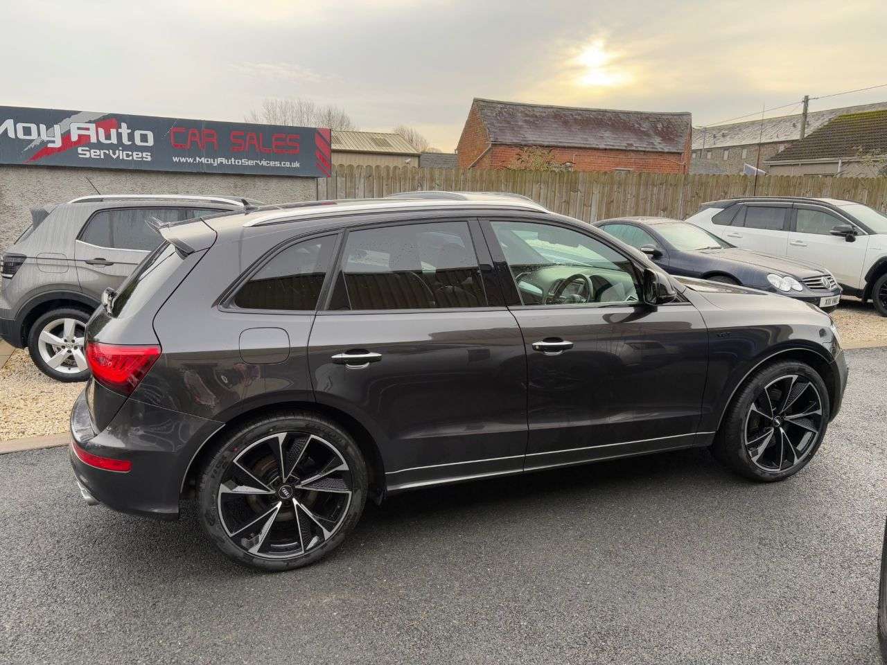 A 2015 AUDI SQ5 3.0 BiTDI V6 SUV 5dr Diesel Tiptronic quattro Euro 5 (s/s) (313 ps) A 2015 AUDI SQ5 3.0 BiTDI V6 SUV 5dr Diesel Tiptronic quattro Euro 5 (s/s) (313 ps)