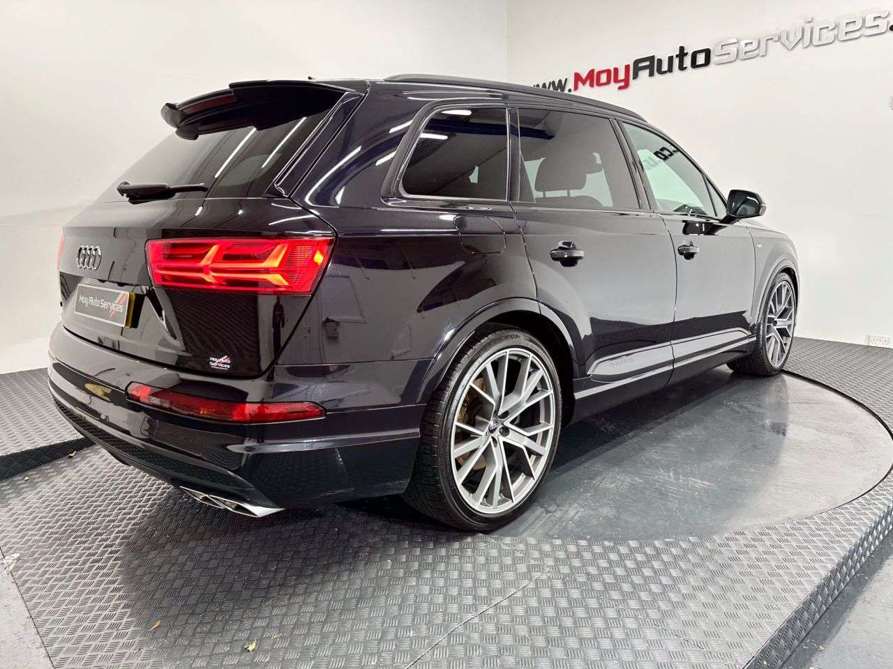 2018 AUDI SQ7 2018 AUDI SQ7