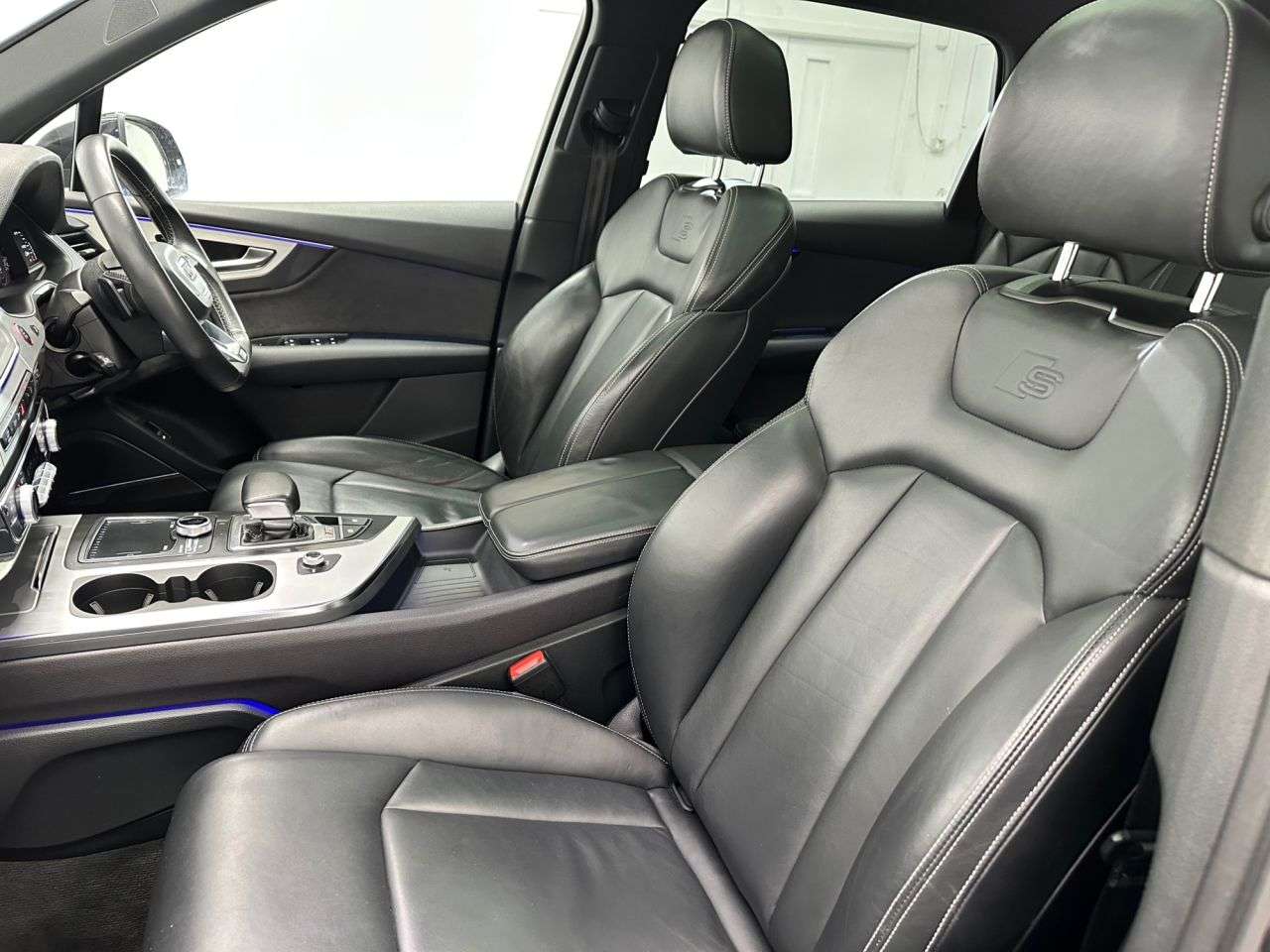 2018 AUDI SQ7 2018 AUDI SQ7