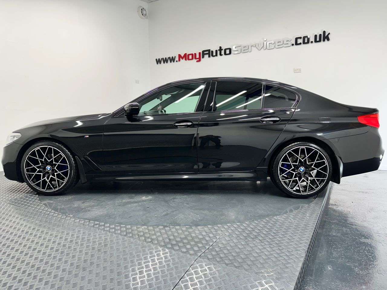 2018 BMW 5 SERIES 2018 BMW 5 SERIES