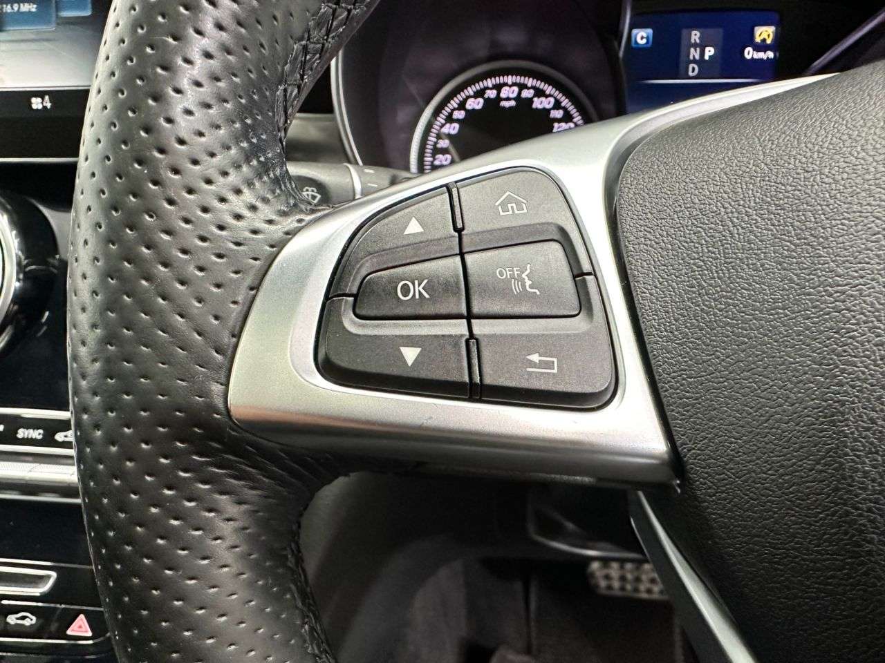 2017 MERCEDES-BENZ C-CLASS 2017 MERCEDES-BENZ C-CLASS