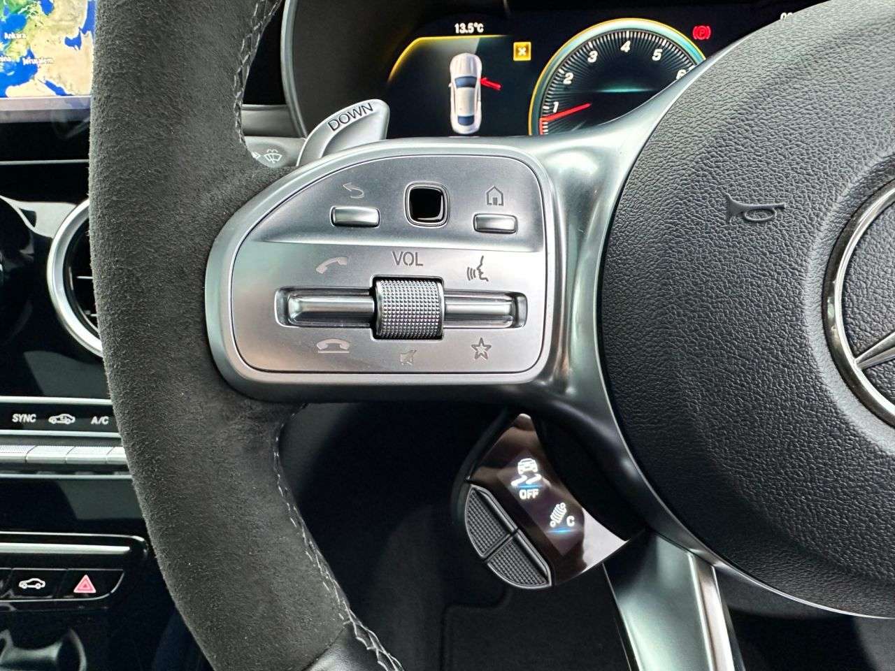 null MERCEDES-BENZ C-CLASS null MERCEDES-BENZ C-CLASS