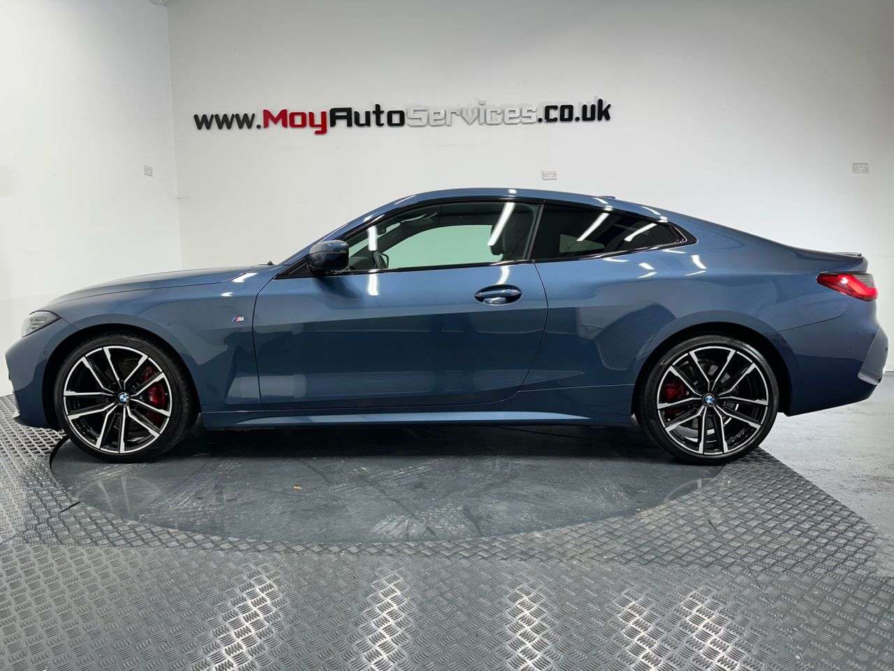 A 2022 BMW 4 SERIES 2.0 420d MHT M Sport Coupe 2dr Diesel Hybrid Auto xDrive Euro 6 (s/s) (190 A 2022 BMW 4 SERIES 2.0 420d MHT M Sport Coupe 2dr Diesel Hybrid Auto xDrive Euro 6 (s/s) (190