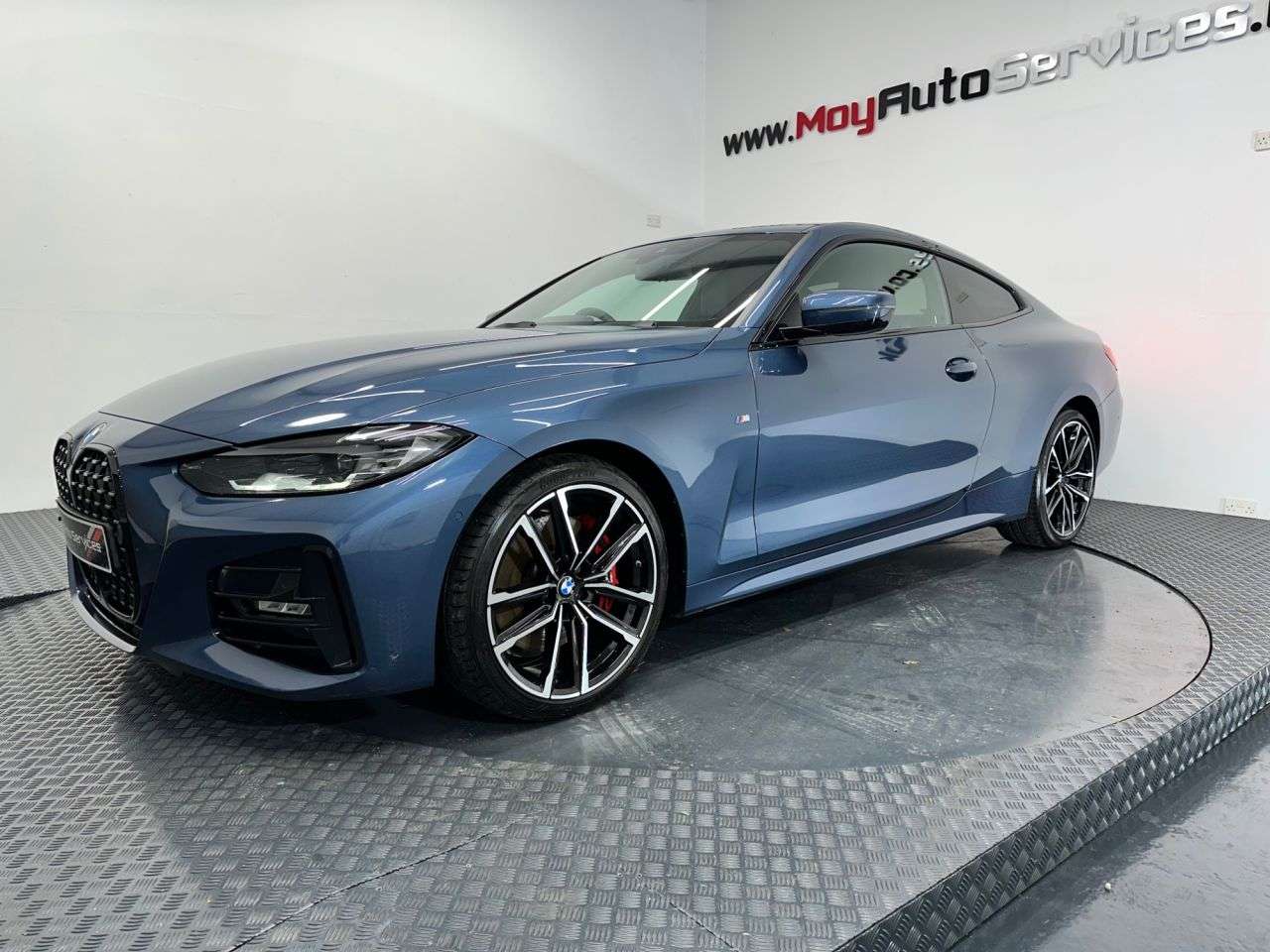 A 2022 BMW 4 SERIES 2.0 420d MHT M Sport Coupe 2dr Diesel Hybrid Auto xDrive Euro 6 (s/s) (190 A 2022 BMW 4 SERIES 2.0 420d MHT M Sport Coupe 2dr Diesel Hybrid Auto xDrive Euro 6 (s/s) (190