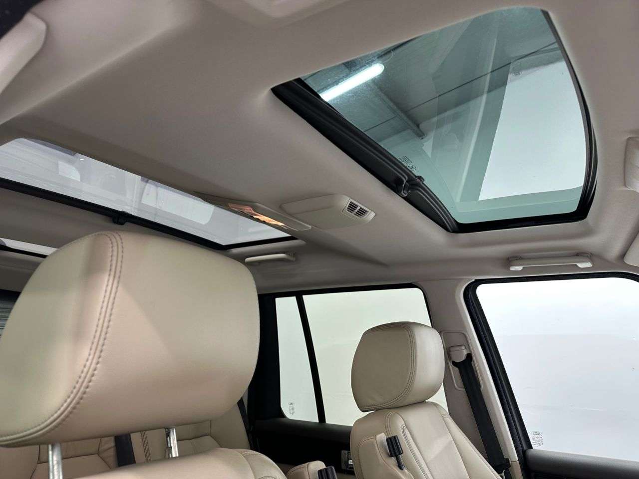 2011 LAND ROVER DISCOVERY 4 2011 LAND ROVER DISCOVERY 4