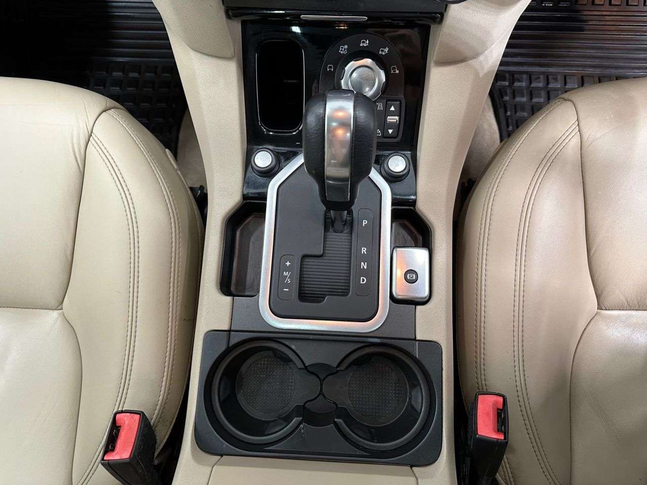 2011 LAND ROVER DISCOVERY 4 2011 LAND ROVER DISCOVERY 4