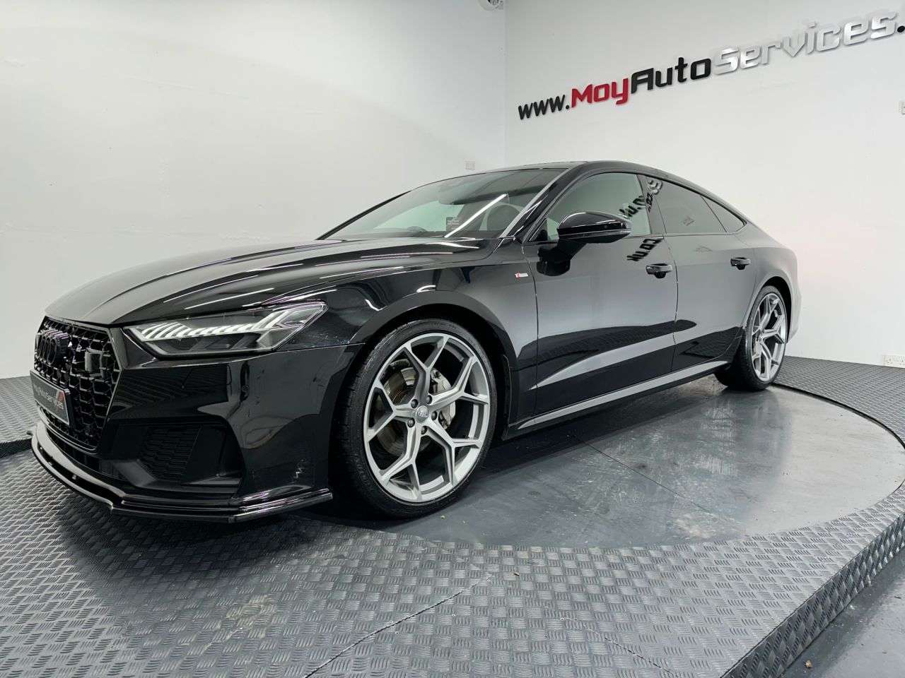 A 2021 AUDI A7 2.0 TDI 40 S line Sportback 5dr Diesel S Tronic Euro 6 (s/s) (204 ps) A 2021 AUDI A7 2.0 TDI 40 S line Sportback 5dr Diesel S Tronic Euro 6 (s/s) (204 ps)