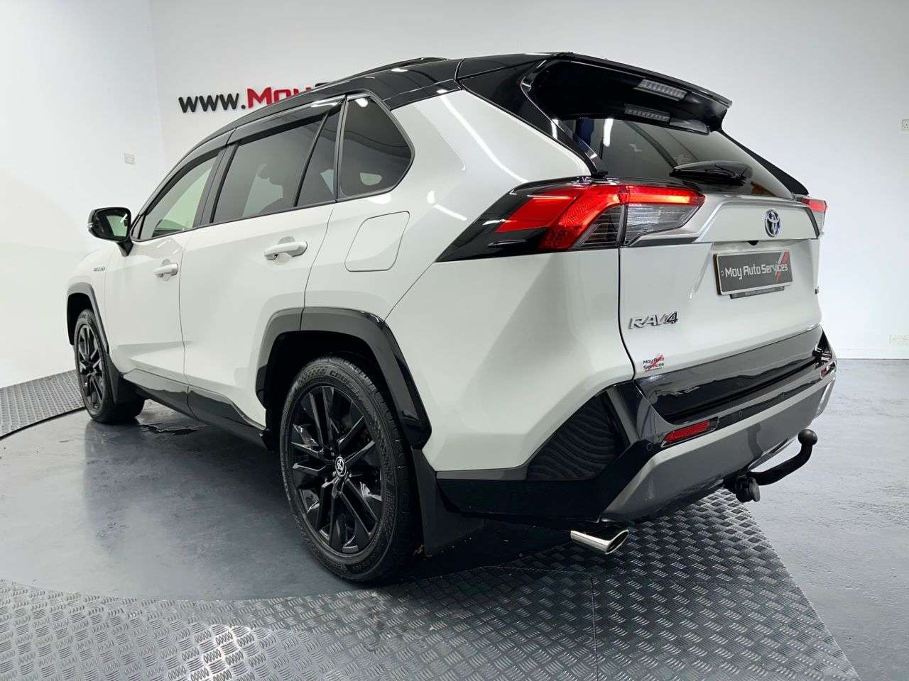 A null TOYOTA RAV4 2.5 VVT-h GPF Dynamic SUV 5dr Petrol Hybrid CVT Euro 6 (s/s) (218 ps) A null TOYOTA RAV4 2.5 VVT-h GPF Dynamic SUV 5dr Petrol Hybrid CVT Euro 6 (s/s) (218 ps)