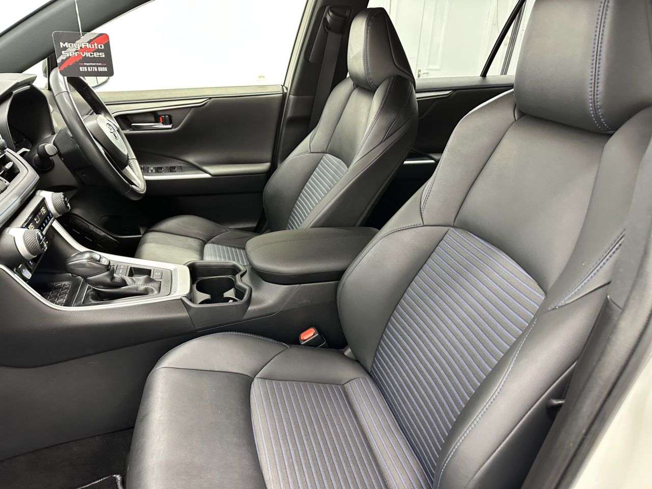 null TOYOTA RAV4 null TOYOTA RAV4