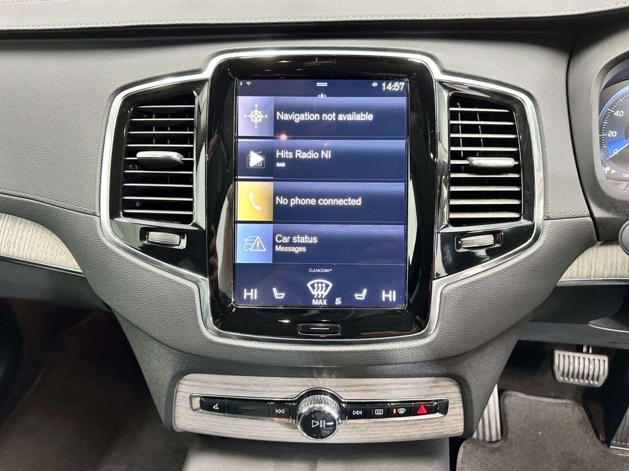 2022 VOLVO XC90 2022 VOLVO XC90