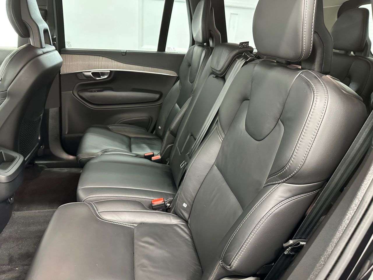 2022 VOLVO XC90 2022 VOLVO XC90