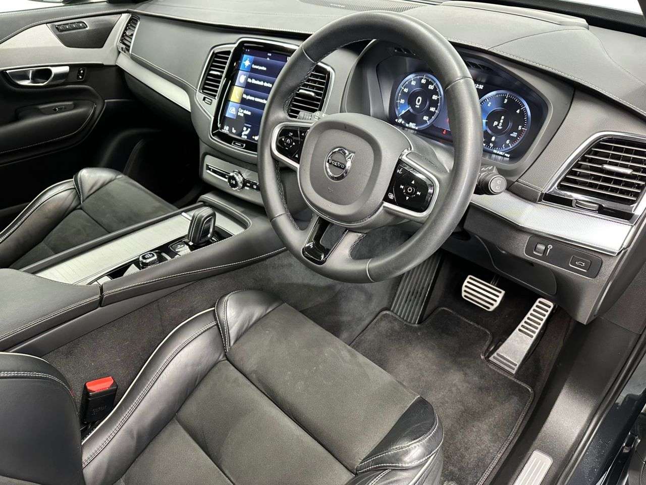 2022 VOLVO XC90 2022 VOLVO XC90