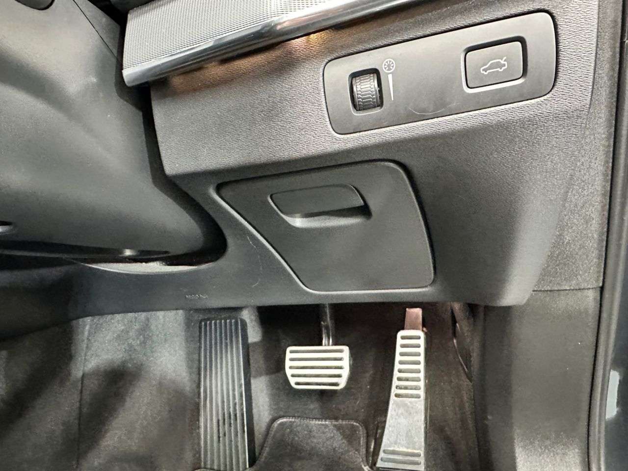 2022 VOLVO XC90 2022 VOLVO XC90