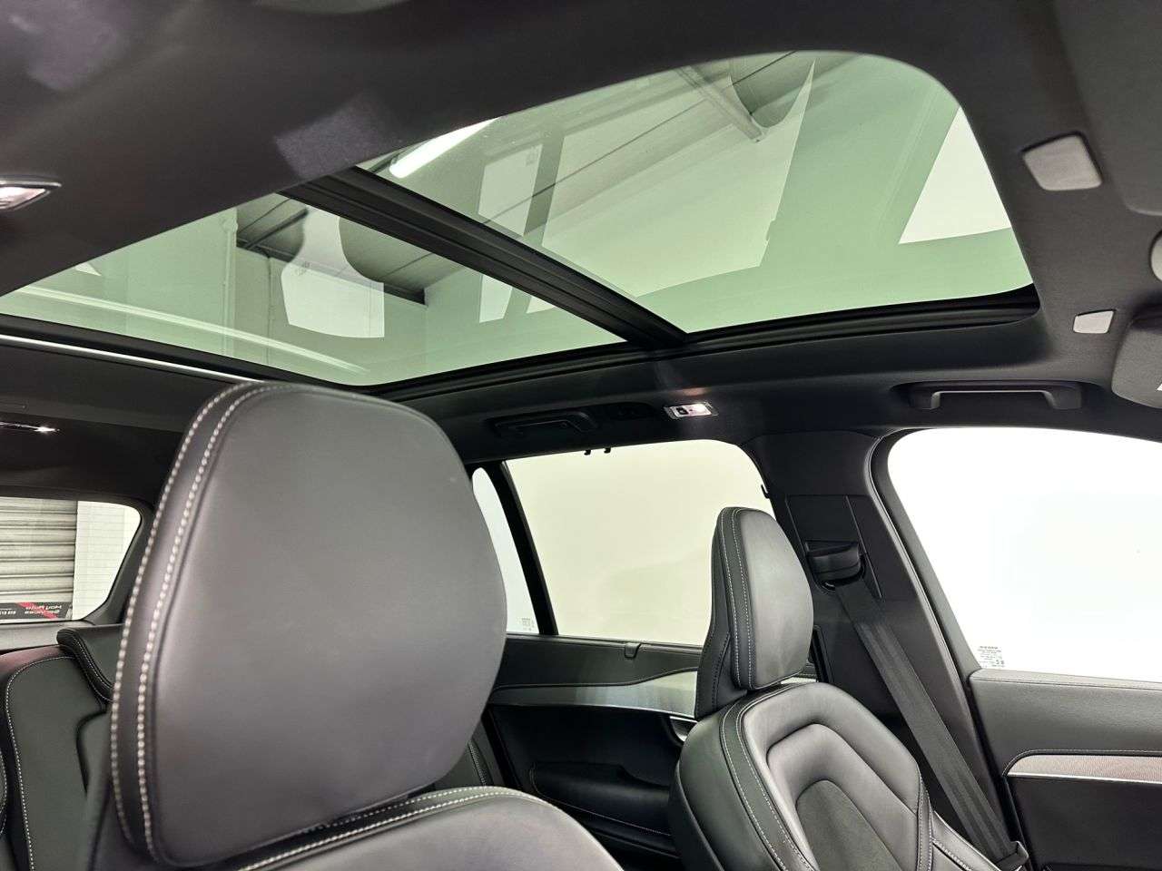 2022 VOLVO XC90 2022 VOLVO XC90