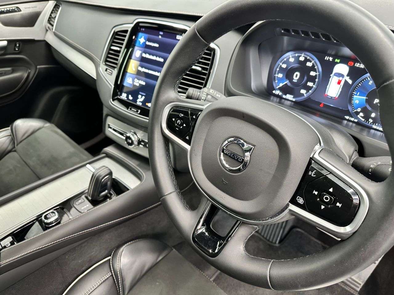 2022 VOLVO XC90 2022 VOLVO XC90