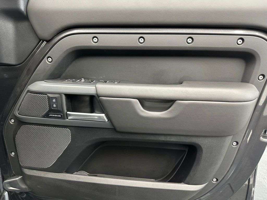 2024 LAND ROVER DEFENDER 2024 LAND ROVER DEFENDER