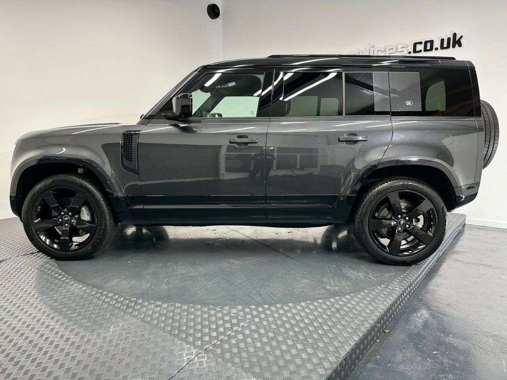 2024 LAND ROVER DEFENDER 2024 LAND ROVER DEFENDER