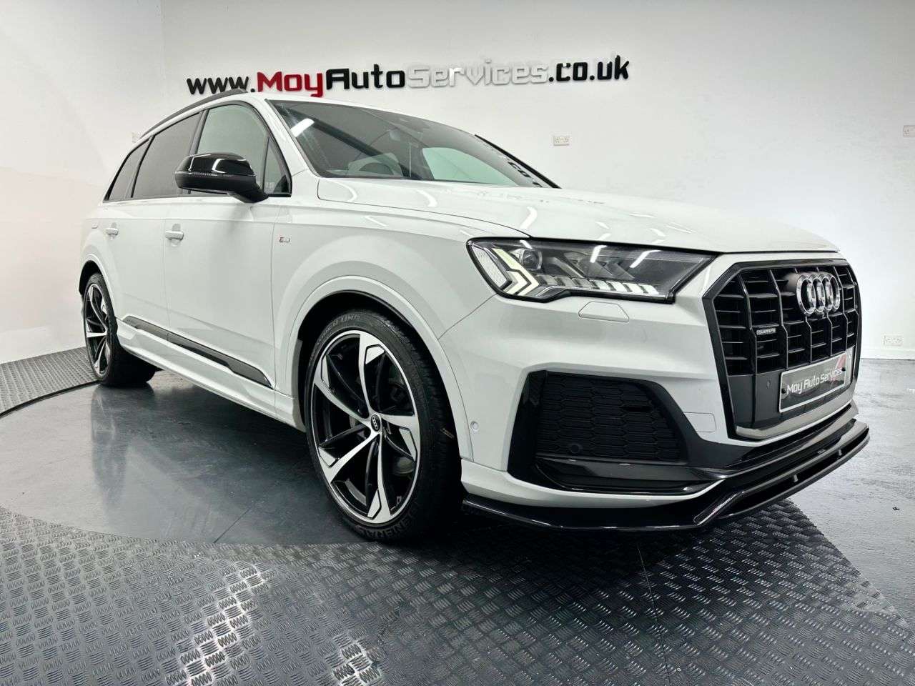 Check out this Audi Q7 2022 Diesel Automatic