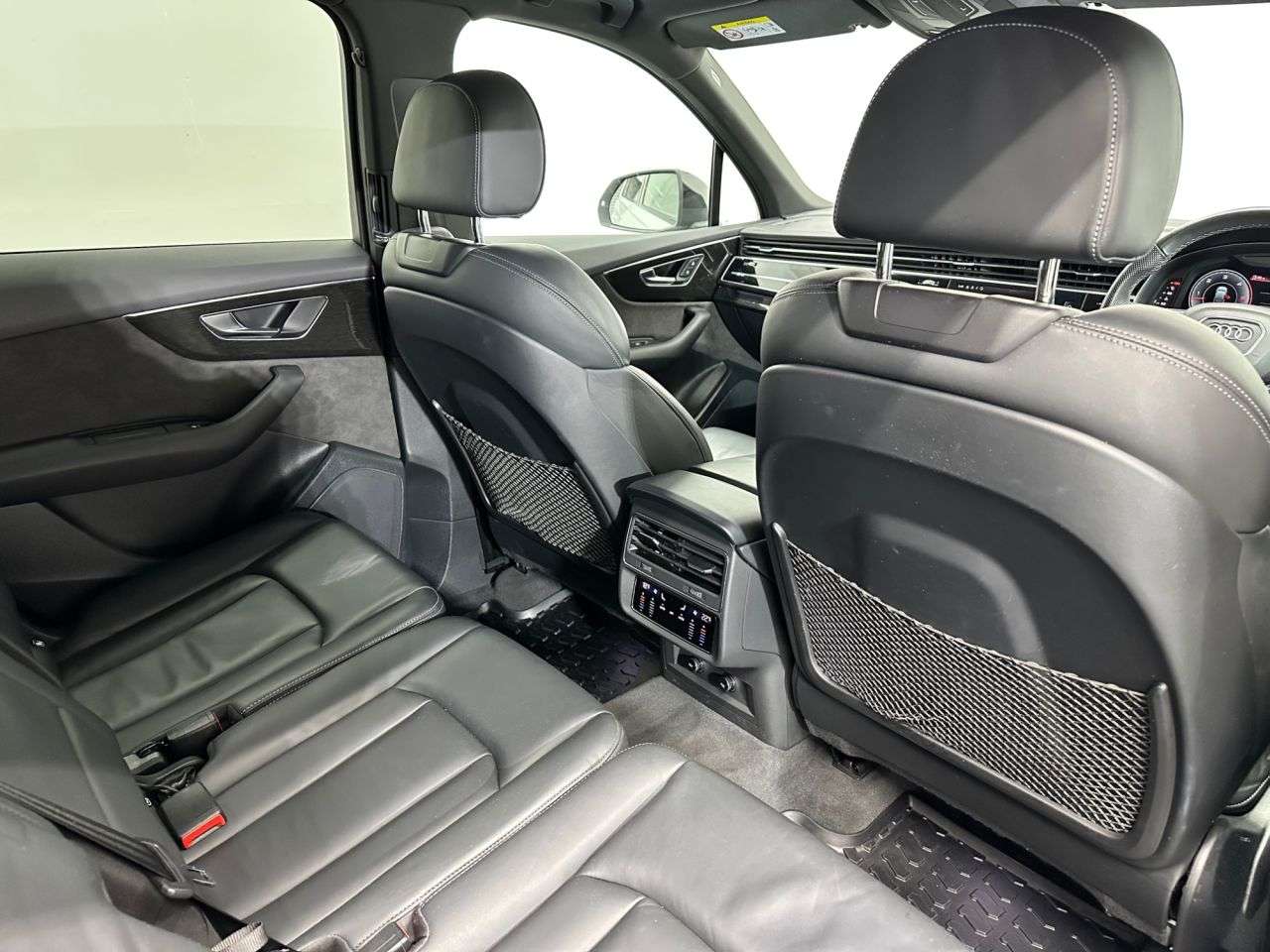 2022 AUDI Q7 2022 AUDI Q7