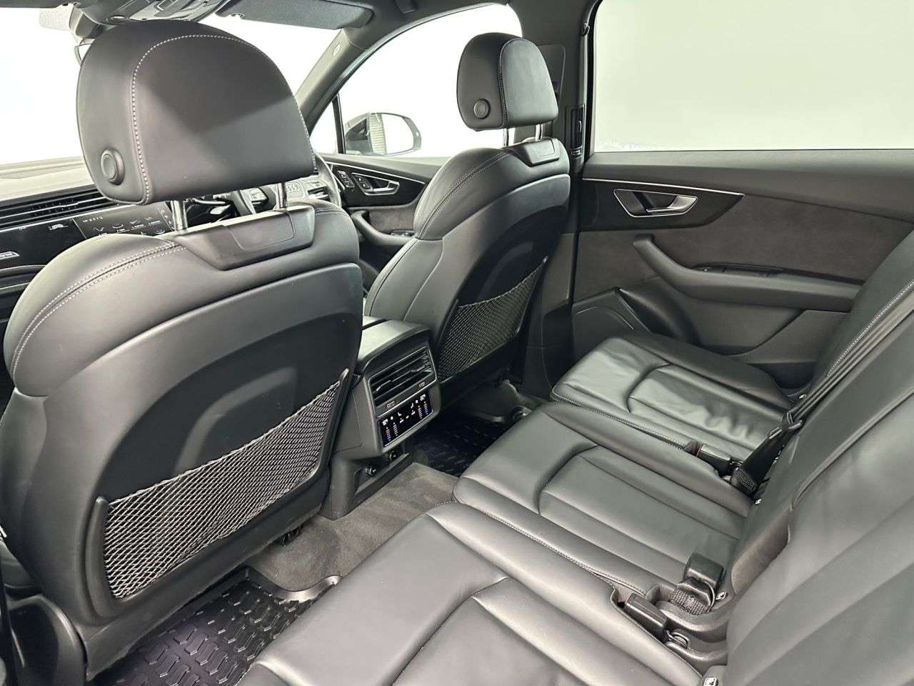 2022 AUDI Q7 2022 AUDI Q7