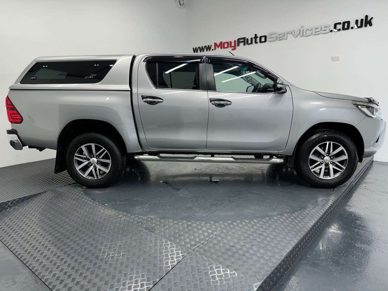 2017 TOYOTA HI-LUX 2017 TOYOTA HI-LUX