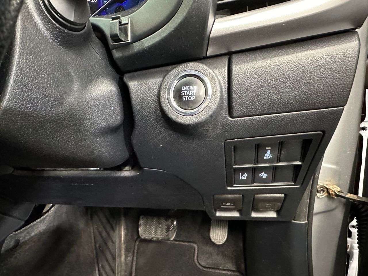 2017 TOYOTA HI-LUX 2017 TOYOTA HI-LUX
