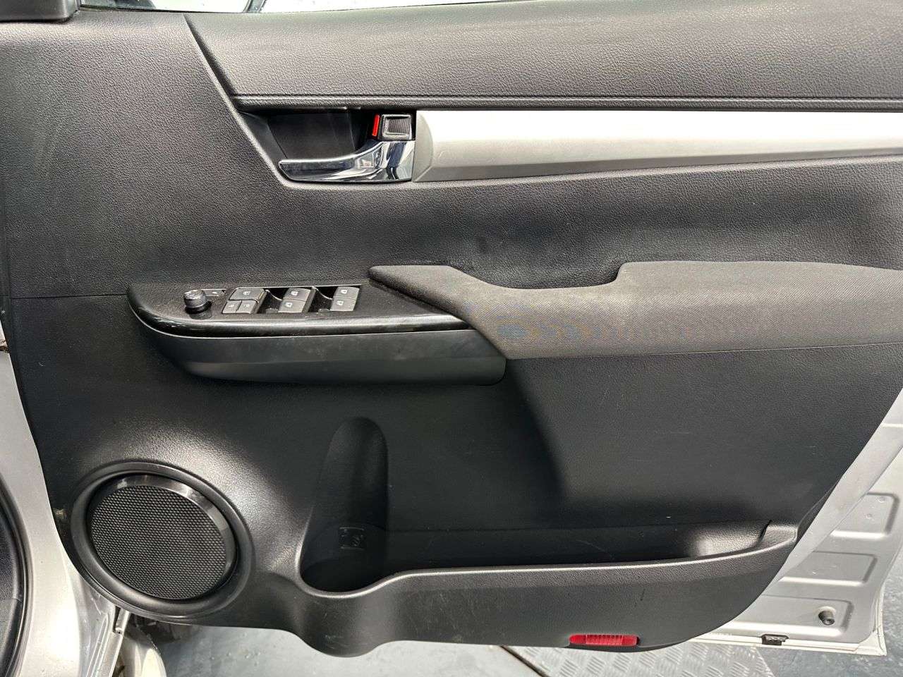 2017 TOYOTA HI-LUX 2017 TOYOTA HI-LUX