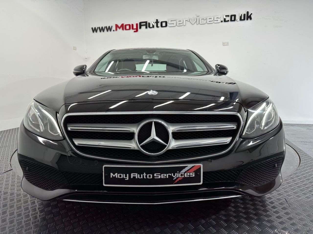A 2016 MERCEDES-BENZ E-CLASS 2.0 E220d SE Saloon 4dr Diesel G-Tronic+ Euro 6 (s/s) (194 ps) A 2016 MERCEDES-BENZ E-CLASS 2.0 E220d SE Saloon 4dr Diesel G-Tronic+ Euro 6 (s/s) (194 ps)