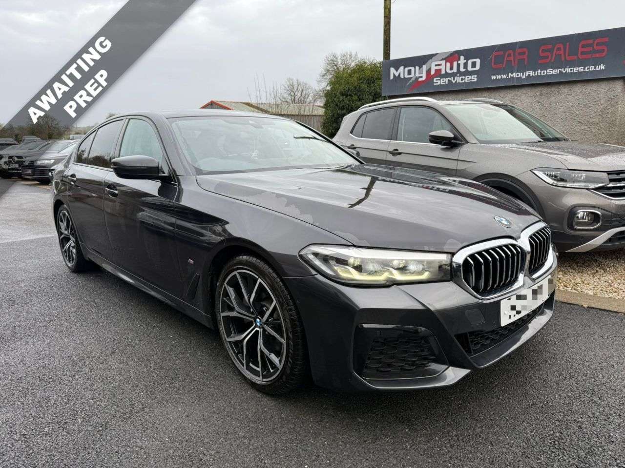 A 2021 BMW 5 SERIES 2.0 520d MHT M Sport Saloon 4dr Diesel Hybrid Steptronic Euro 6 (s/s) (190 A 2021 BMW 5 SERIES 2.0 520d MHT M Sport Saloon 4dr Diesel Hybrid Steptronic Euro 6 (s/s) (190