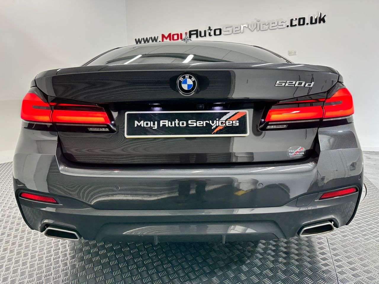 2021 BMW 5 SERIES 2021 BMW 5 SERIES