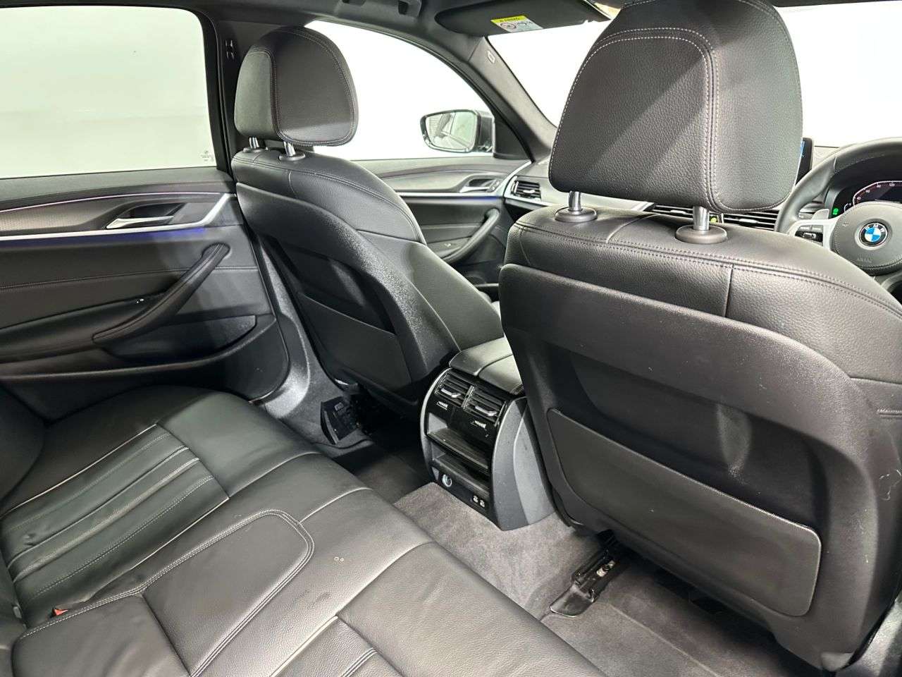 2021 BMW 5 SERIES 2021 BMW 5 SERIES