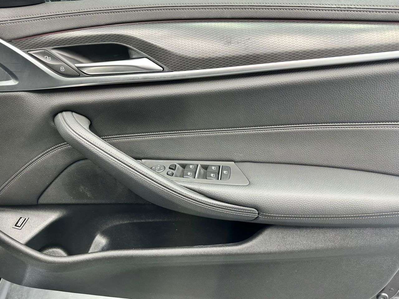 2021 BMW 5 SERIES 2021 BMW 5 SERIES