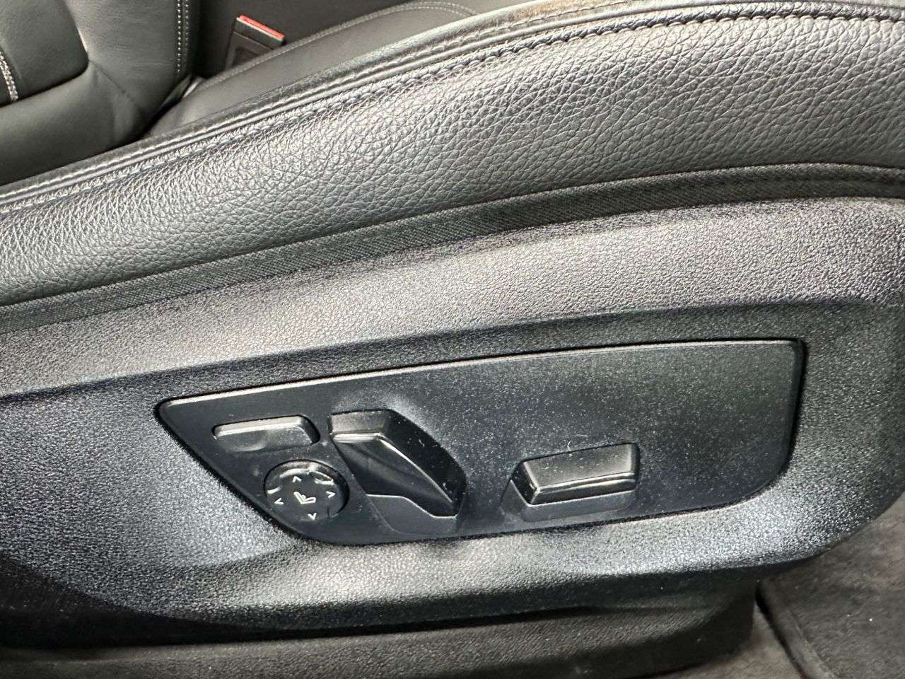 2021 BMW 5 SERIES 2021 BMW 5 SERIES