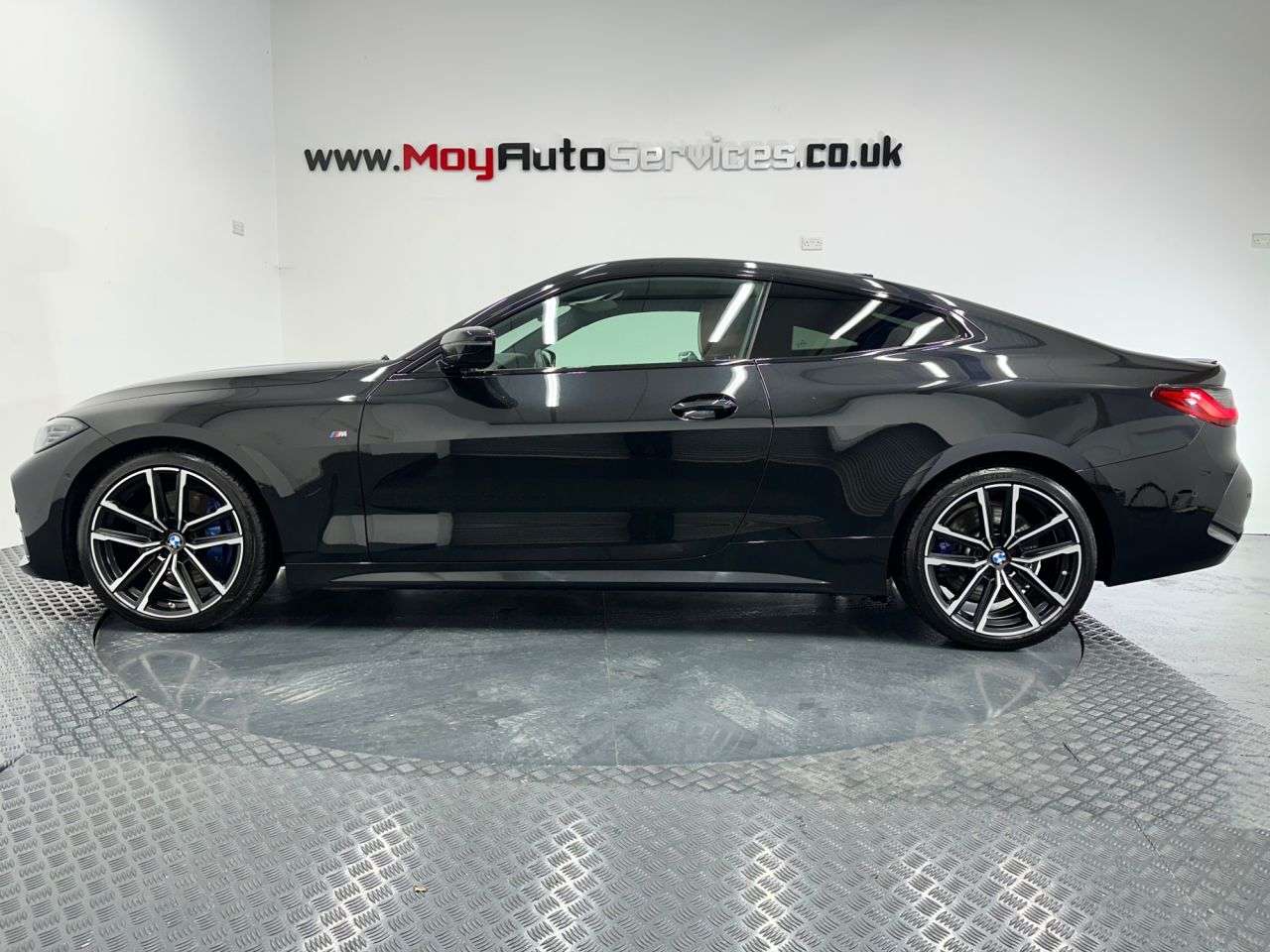 A 2021 BMW 4 SERIES 2.0 420d MHT M Sport Coupe 2dr Diesel Hybrid Auto xDrive Euro 6 (s/s) (190 A 2021 BMW 4 SERIES 2.0 420d MHT M Sport Coupe 2dr Diesel Hybrid Auto xDrive Euro 6 (s/s) (190