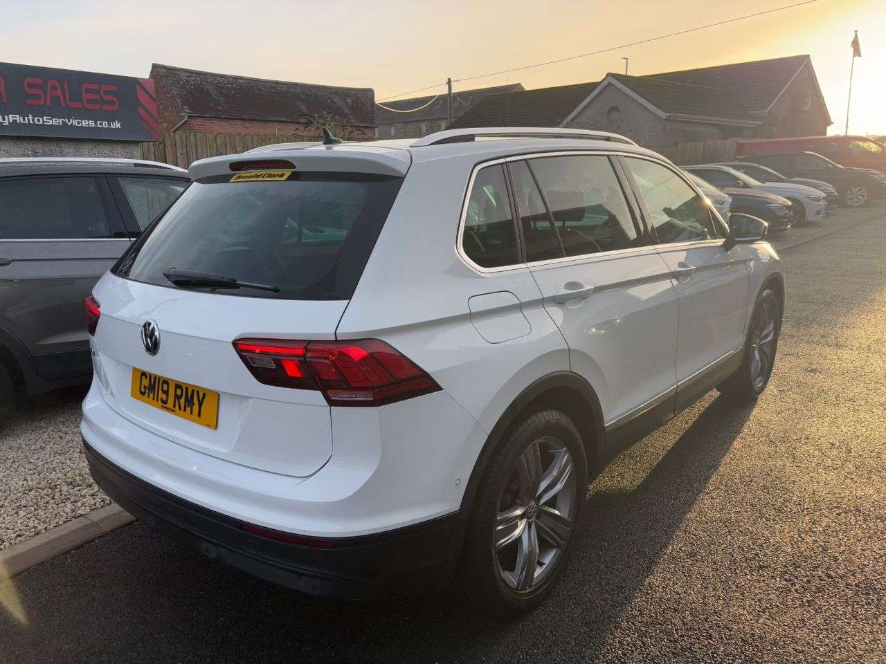 A 2019 VOLKSWAGEN TIGUAN 1.5 TSI EVO Match SUV 5dr Petrol Manual Euro 6 (s/s) (130 ps) A 2019 VOLKSWAGEN TIGUAN 1.5 TSI EVO Match SUV 5dr Petrol Manual Euro 6 (s/s) (130 ps)