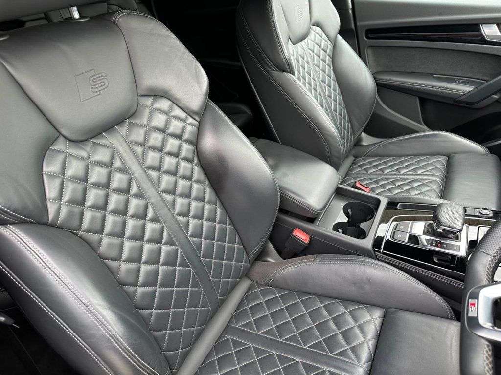 2022 AUDI Q5 2022 AUDI Q5